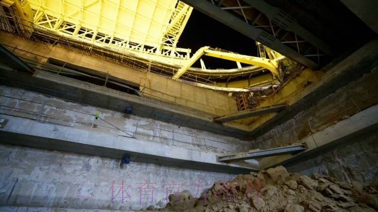 气派！皇马官推晒伯纳乌地下温室工程最新进展